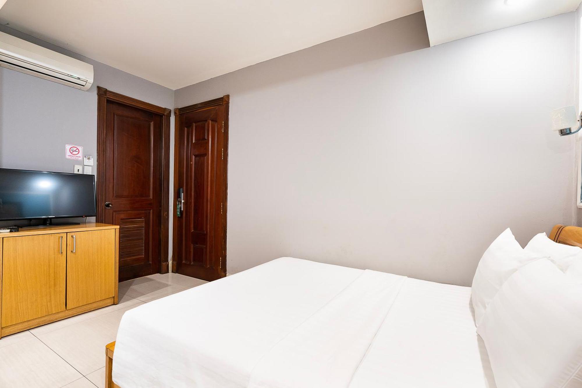 Lucky Star Hotel - Ben Thanh Хошимин Экстерьер фото