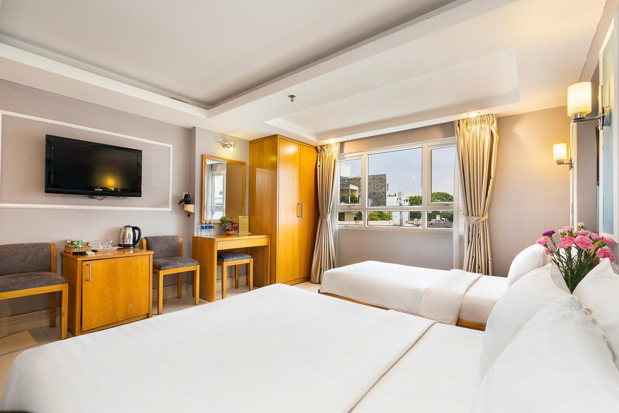 Lucky Star Hotel - Ben Thanh Хошимин Экстерьер фото