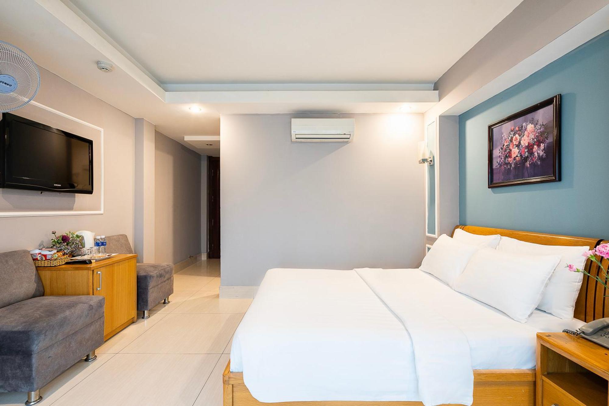 Lucky Star Hotel - Ben Thanh Хошимин Экстерьер фото